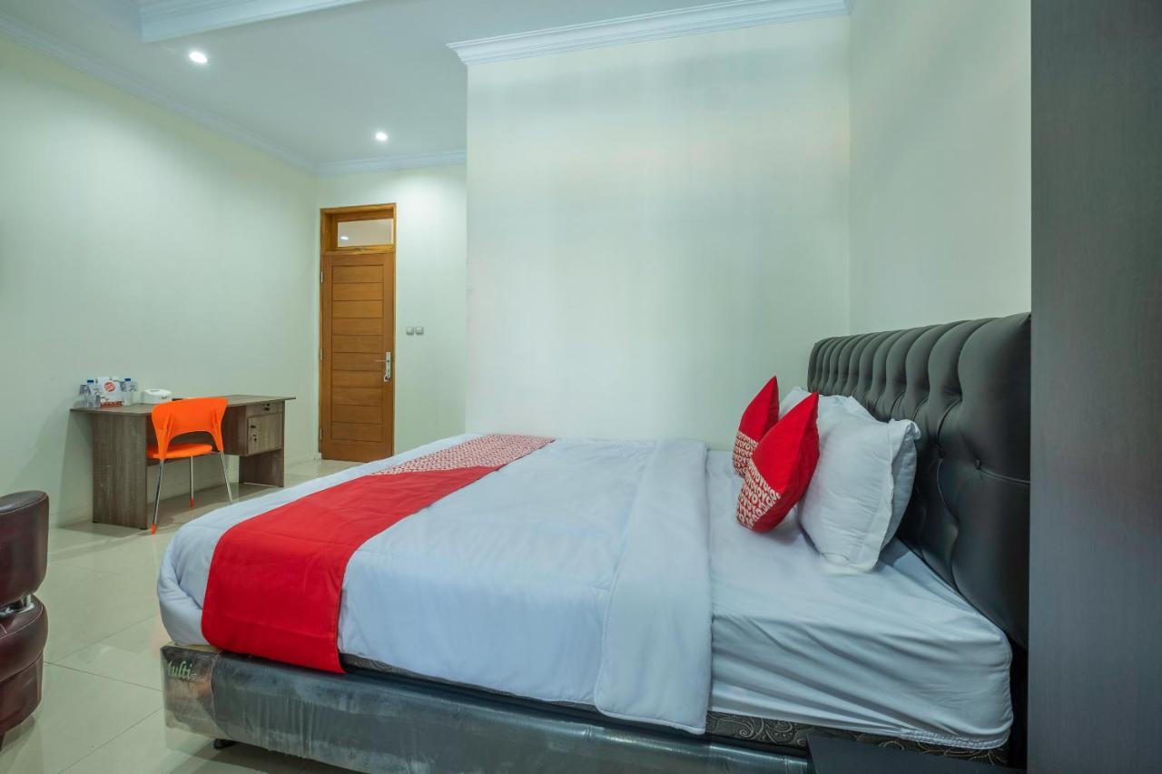 Oyo 2259 Zleepy Ks Tubun Hotel Cirebon Exterior foto